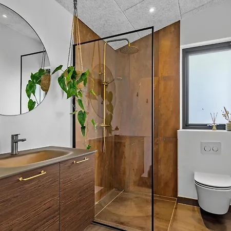 펜션 4 Bedroom Gorgeous In *