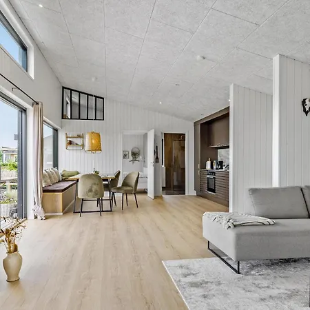 بيت للعطل 4 Bedroom Gorgeous In Sjolund