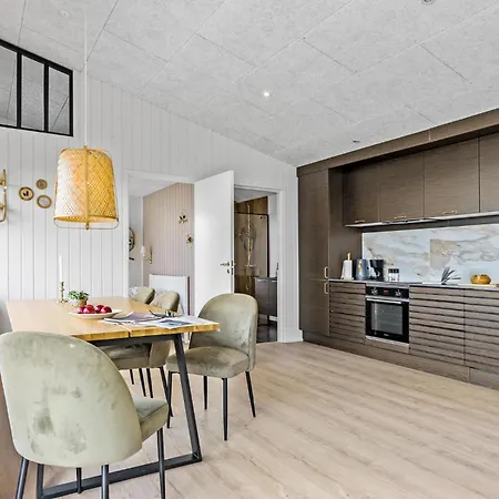 Hébergement de vacances 4 Bedroom Gorgeous In