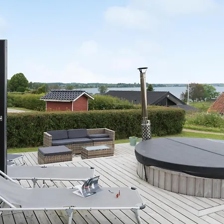 4 Bedroom Gorgeous In Hébergement de vacances