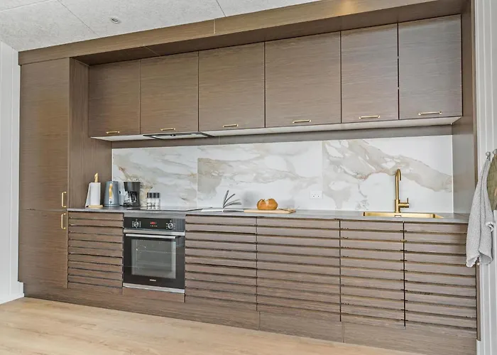 4 Bedroom Gorgeous In Sjolund